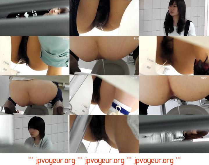 腰を浮かせて大放出。二つの穴が丸見えです。【突撃！隣の女子トイレ㊹】