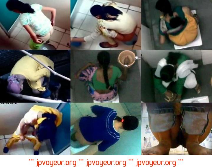 Hindustan women peeing