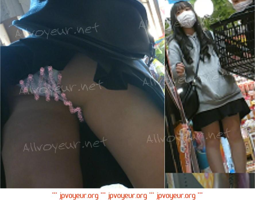 【有名校盗撮】よ～く見て！あの〇ikT〇k で見てたあの子でしょ ！？青チェ制服からキラリと映えるパンツを盗撮！