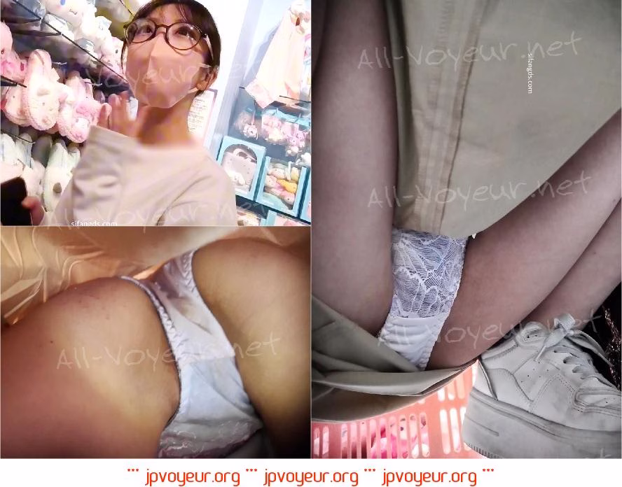 【日产精选】012忽悠店员换上无打底迷你裙。蕾丝窄内开闪 [某房原版]