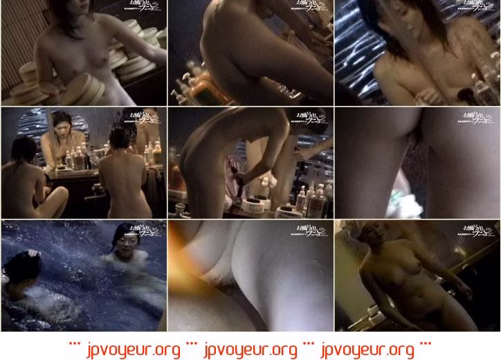 0Inside Japanese Locker Room – Tidied Up 05021140