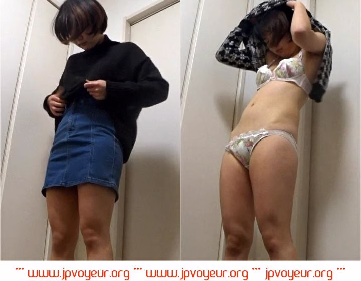 【盗撮】黒髪清楚系美女の個室着替え盗撮！！！！！！