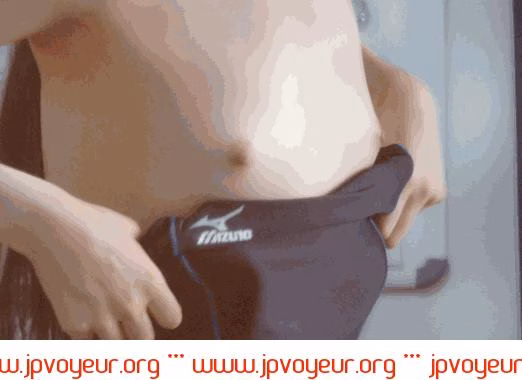35奇跡の色白ちっぱいのスク水着替え＆体育祭準備